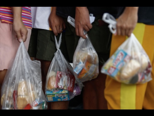 Ricchezza record nelle tasche di 3.000 e la metà del mondo in povertà