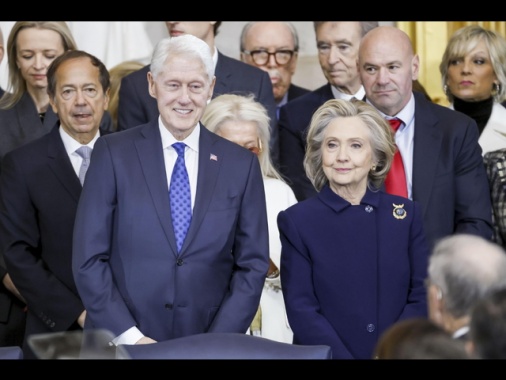 Caso Epstein, la Camera Usa avvia procedimento contro i Clinton