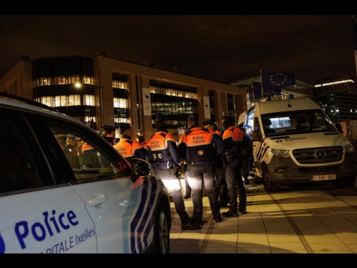 Attacco con coltello a manifestazione curda ad Anversa, 6 feriti e 4 arresti
