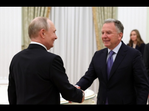 Axios, il Donbass sarà al centro del trilaterale a Abu Dhabi