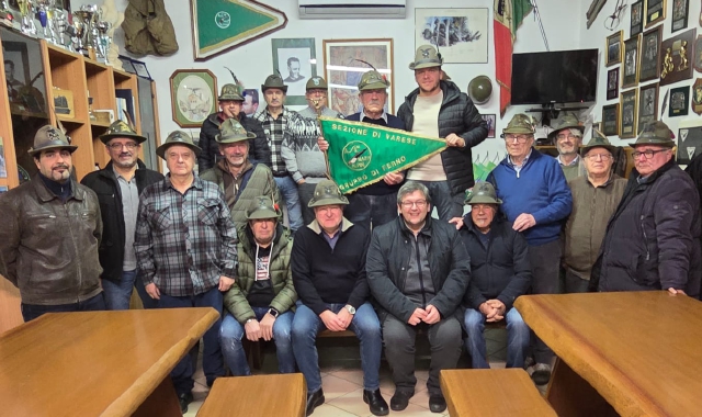 Alpini in cattedra a Ferno