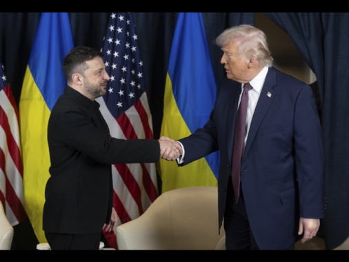 Zelensky, 'raggiunto un accordo con Trump, ci darà i Patriot'
