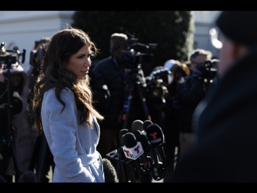 ++ Trump, la ministra degli interni Noem resta al suo posto ++