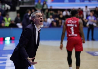 Arriva la capolista, Kastritis carica Varese