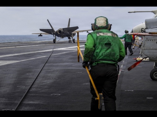 'Gli Usa si preparano a possibili operazioni prolungate contro l'Iran'