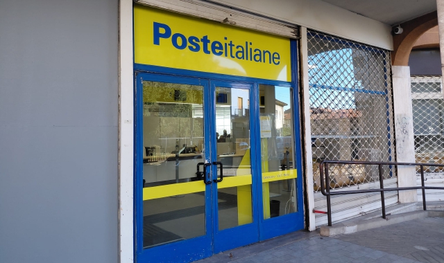 Riaperto l'ufficio postale. Dopo quasi un anno