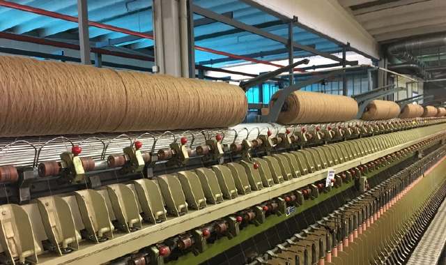 Rallentano le macchine tessili