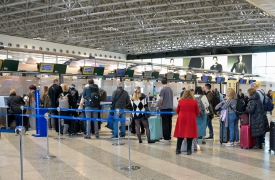 Passeggero in arresto cardiaco soccorso a Malpensa