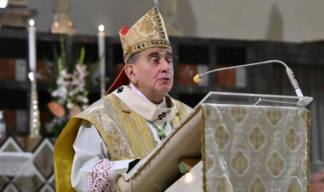 L'annuncio di Delpini: «Il Papa mi ha chiesto di restare»