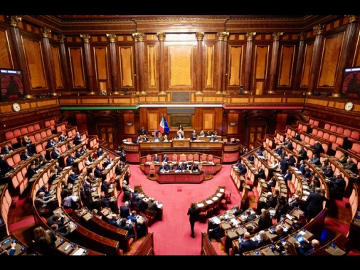 Ok definitivo al Senato al decreto Ucraina con la fiducia