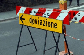 Cede l’asfalto della rampa, deviazioni in ingresso a Varese