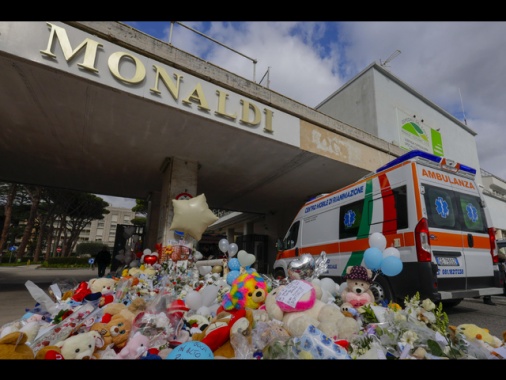 Bimbo trapiantato, espianto cuore anticipato di 4 minuti