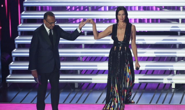 Sexy Irina, ma meglio Malika