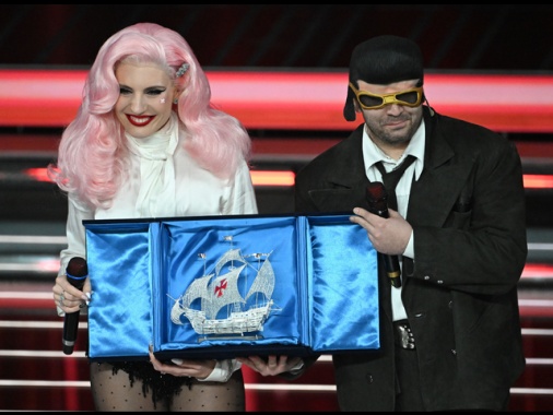 Sanremo, 10,8 milioni con il 65.6% per la serata delle cover