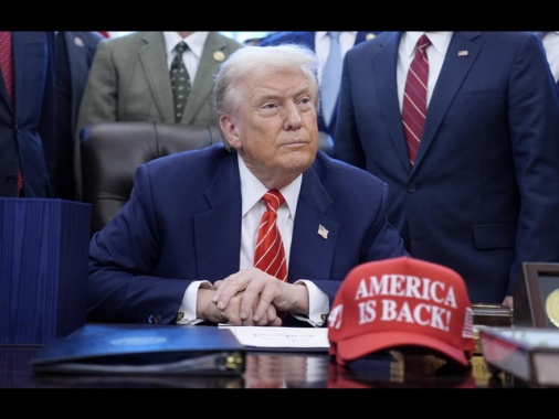 Trump: 'Tre ottime scelte per la guida dell'Iran'