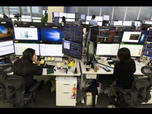 Borsa: l'Asia chiude in calo dopo l'attacco a l'Iran