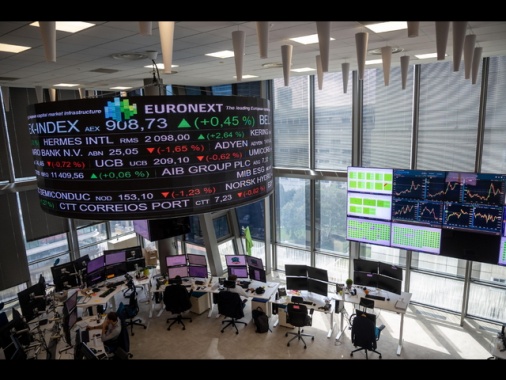 Borsa: l'Europa apre in rosso con la crisi in Medio Oriente