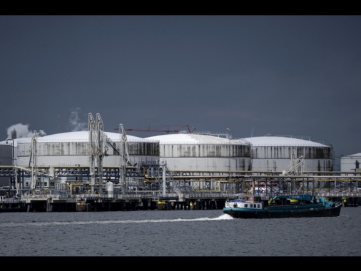 Il gas sui massimi, scorte Ue al 30%, mai così dall'aprile del 2018