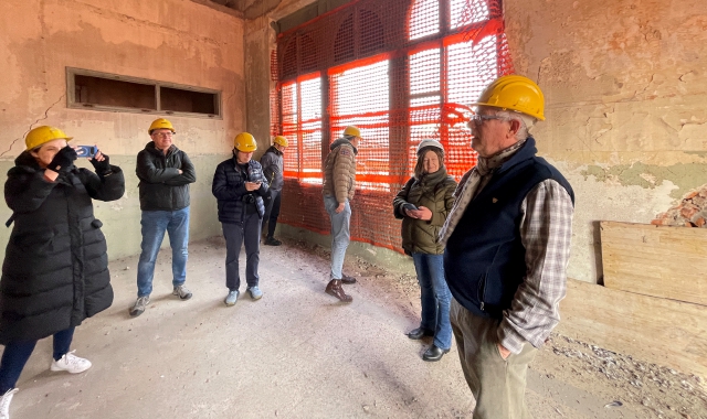 Sopralluogo nell’edificio dell’ex Luini a Saronno (foto Ghiotto)