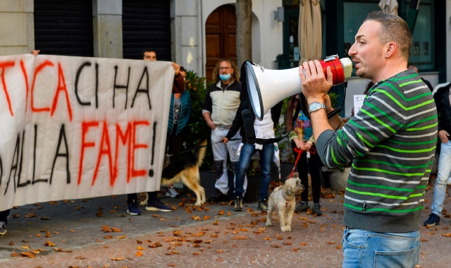 Tomasella, fede e attesa: «Tutta la verità in un libro»