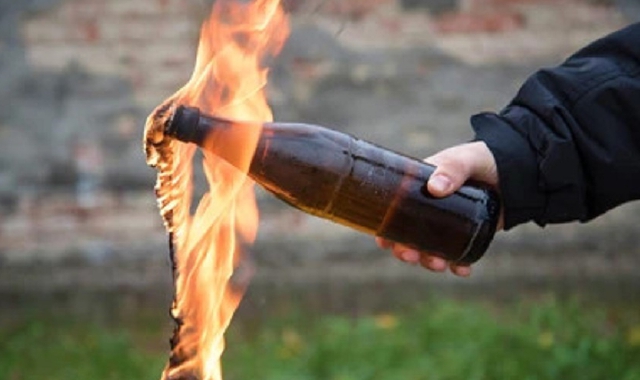 Molotov contro il rivale: condannato