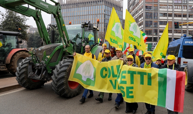 Coldiretti Varese ha partecipato al presidio degli agricoltori sotto il Pirellone a Milano 