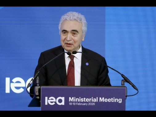 Via libera dell'Aie allo svincolo di 400 milioni di barili di petrolio