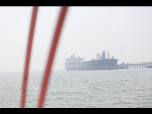 Usa autorizzano l'acquisto di petrolio russo già in transito