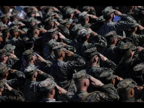 'Pentagono muove 5.000 marines e altre navi in Medio Oriente'