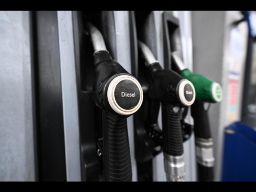 Cdm proroga il taglio delle accise sui carburanti fino al 1 maggio
