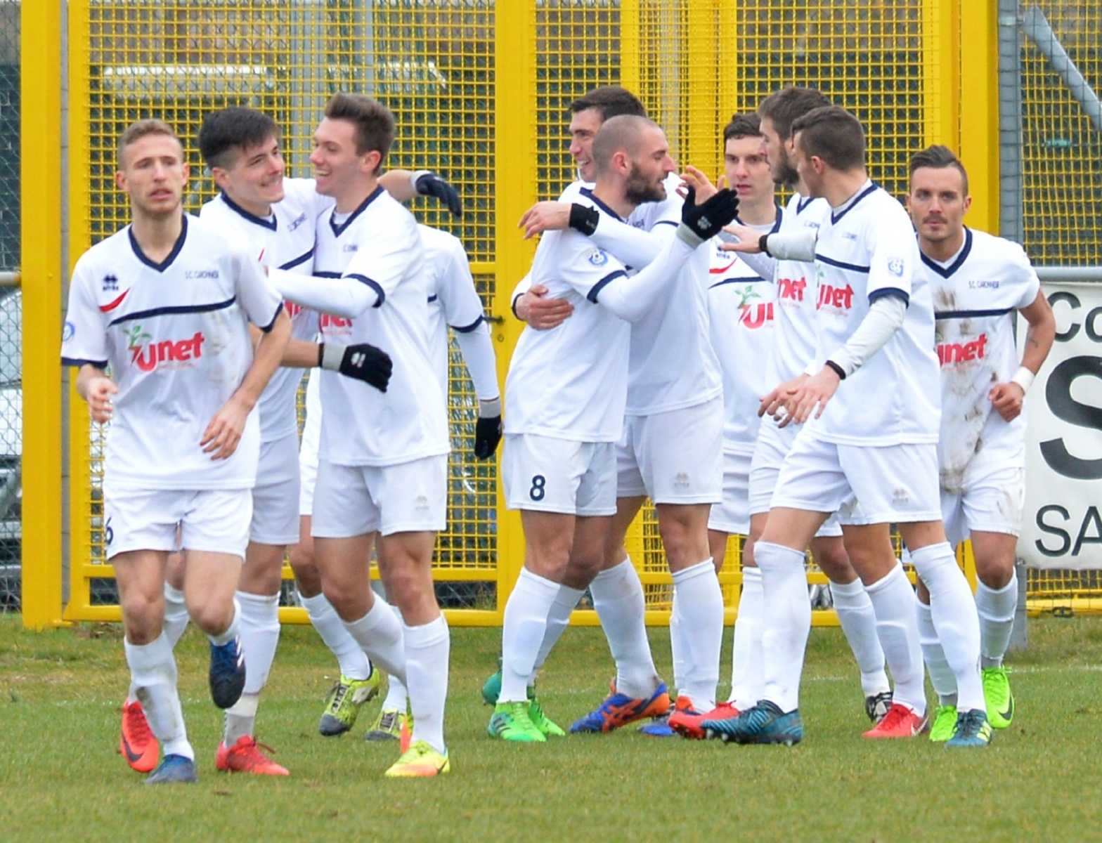 CARONNO PERTUSELLA CARONNESE CALCIO VARESE NELLA FOTO PUCCIO ESULTANZA DOPO GOL