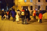 SAMARATE ARRIVO DI DONNE BAMBINI E RAGAZZI UCRAINI RICEVUTI DAL SINDACO ENRICO PURICELLI E DAI VOLONTARIO DELLA PROTEZIONE CIVILE