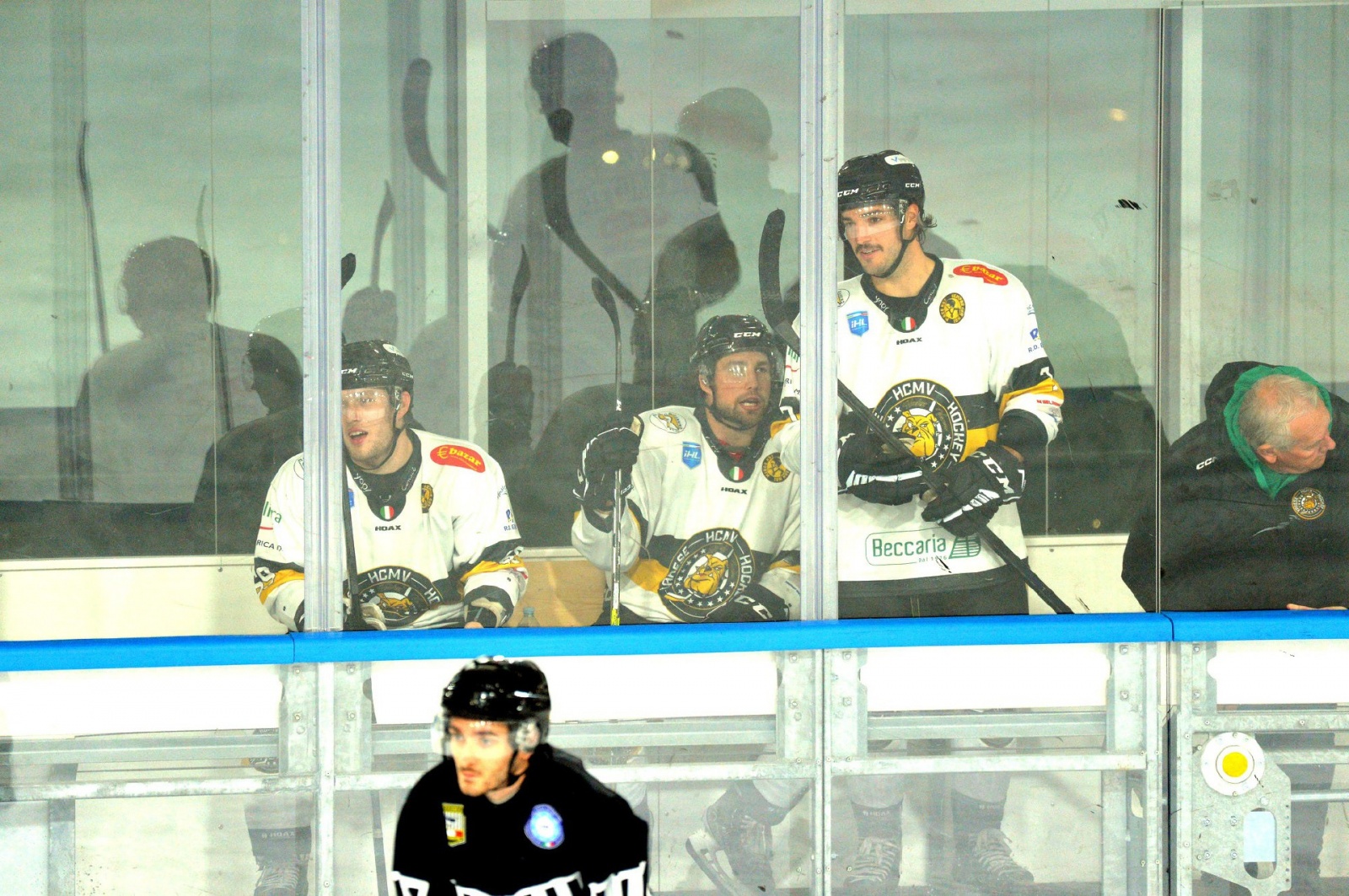 VARESE. HOCKEY. HCMV MASTINI VARESE-HC FALCONS BRIXEN BRESSANONE NELLA FOTO PUNITI