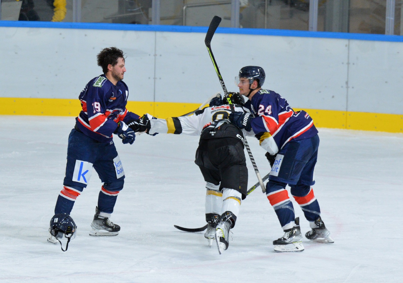 VARESE. HOCKEY. HCMV MASTINI VARESE-HC FALCONS BRIXEN BRESSANONE NELLA FOTO RISSA DROLET LEITNER
