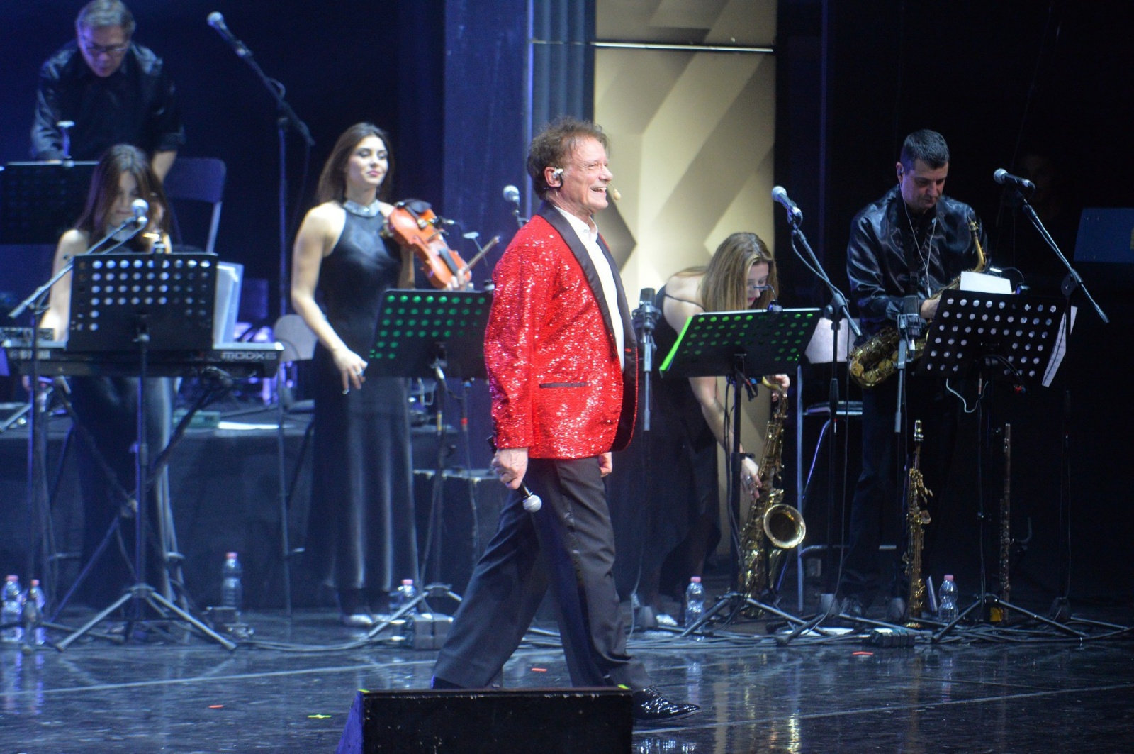 VARESE CONCERTO MASSIMO RANIERI TEATRO DI VARESE