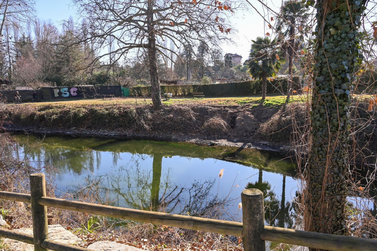 BARDELLO LAGO DI VARESE BASSO AL CANNETO / CHIUSE DEL FIUME BARDELLO PER SICCITA’