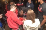 VARESE. PRESENTAZIONE OPENJOBMETIS PALLACANESTRO VARESE 2024 2025 AI TIFOSI AL CAFFEÕ BROLETTO NELLA FOTO TIFOSI CHIEDONO AUTOGRAFI