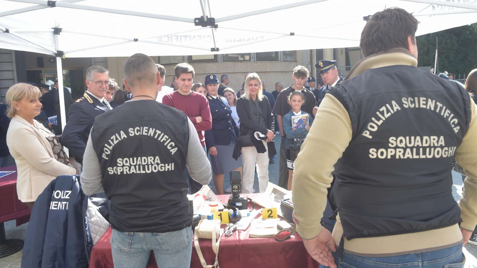 VARESE. PREMIAZIONI IN QUESTURA PER FESTA PATRONO SAN MICHELE ARCANGELO NELLA FOTO