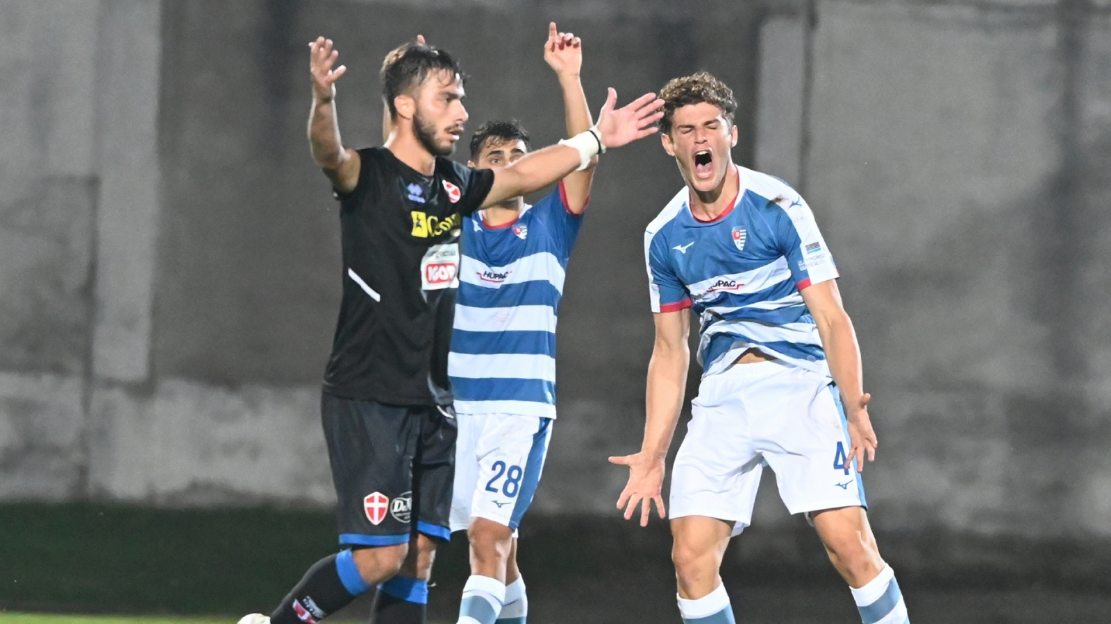 BUSTO ARSIZIO PRO PATRIA NOVARA CALCIO NELLA FOTO REGGIORI