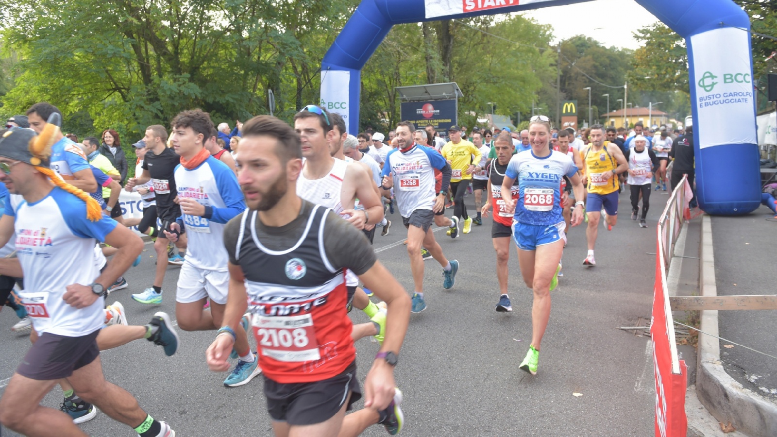 VARESE. VARESE CITY RUN 2024 NELLA FOTO PARTENZA DEI 10 KM