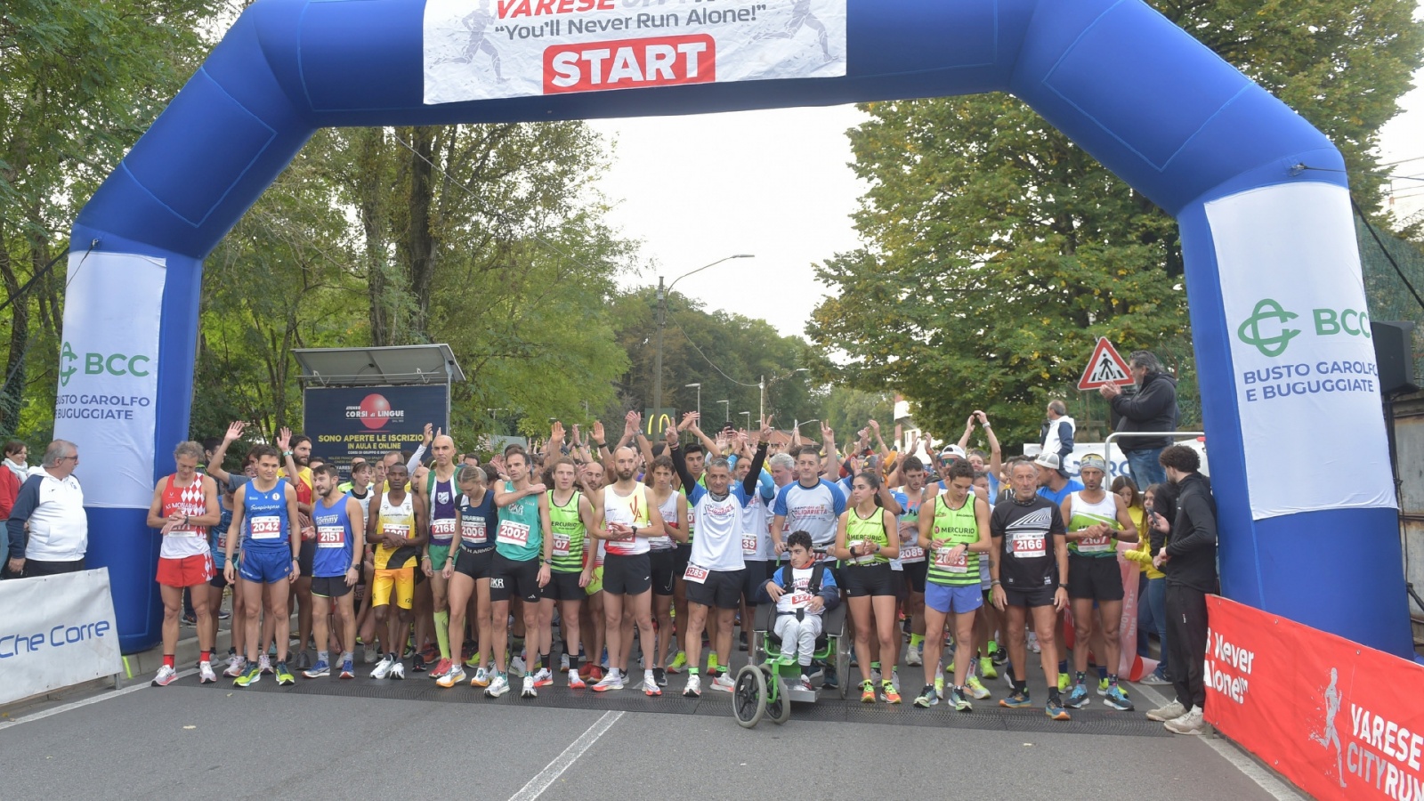 VARESE. VARESE CITY RUN 2024 NELLA FOTO PARTENZA DEI 10 KM