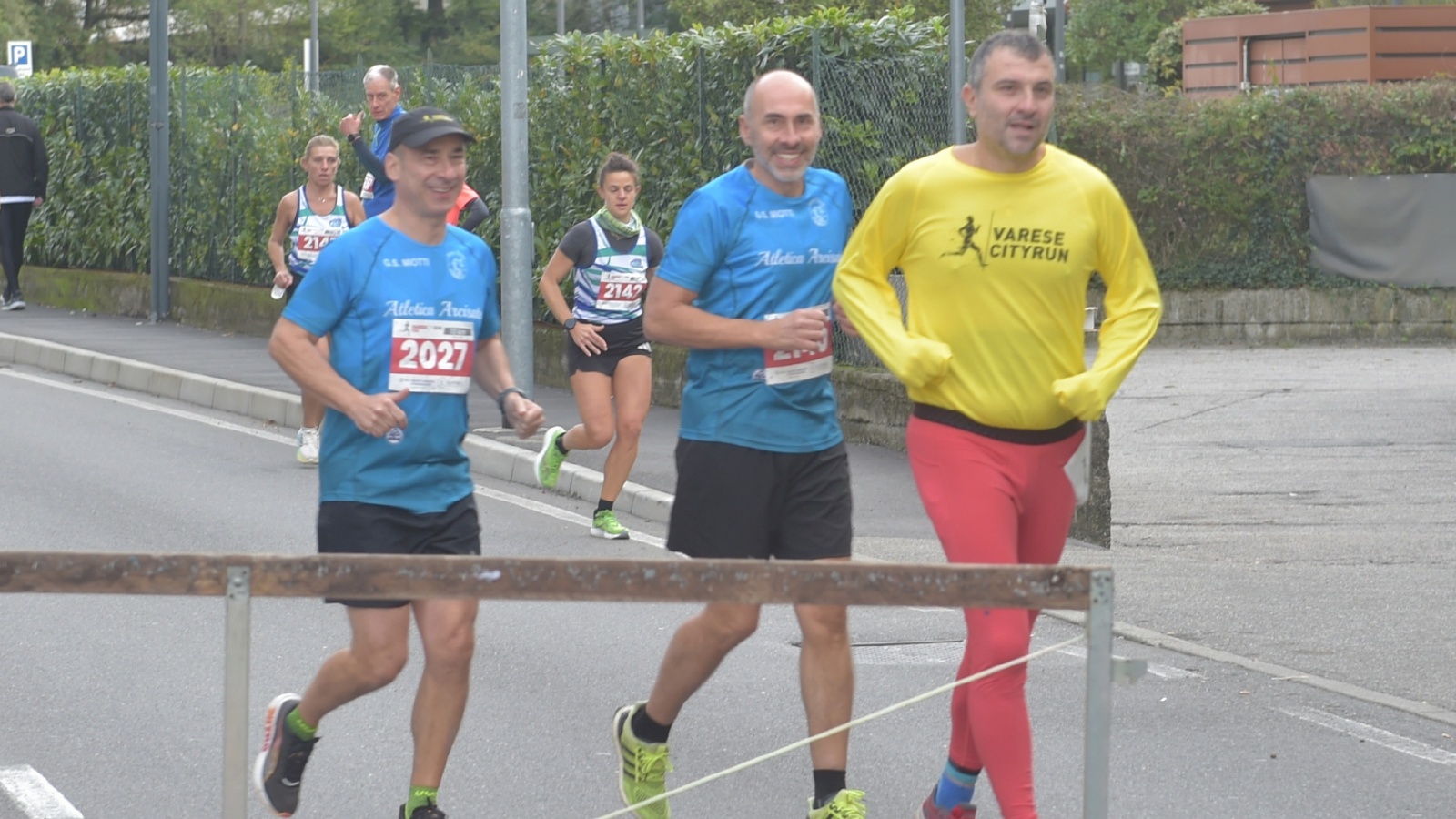 VARESE. VARESE CITY RUN 2024 NELLA FOTO RISCALDAMENTO