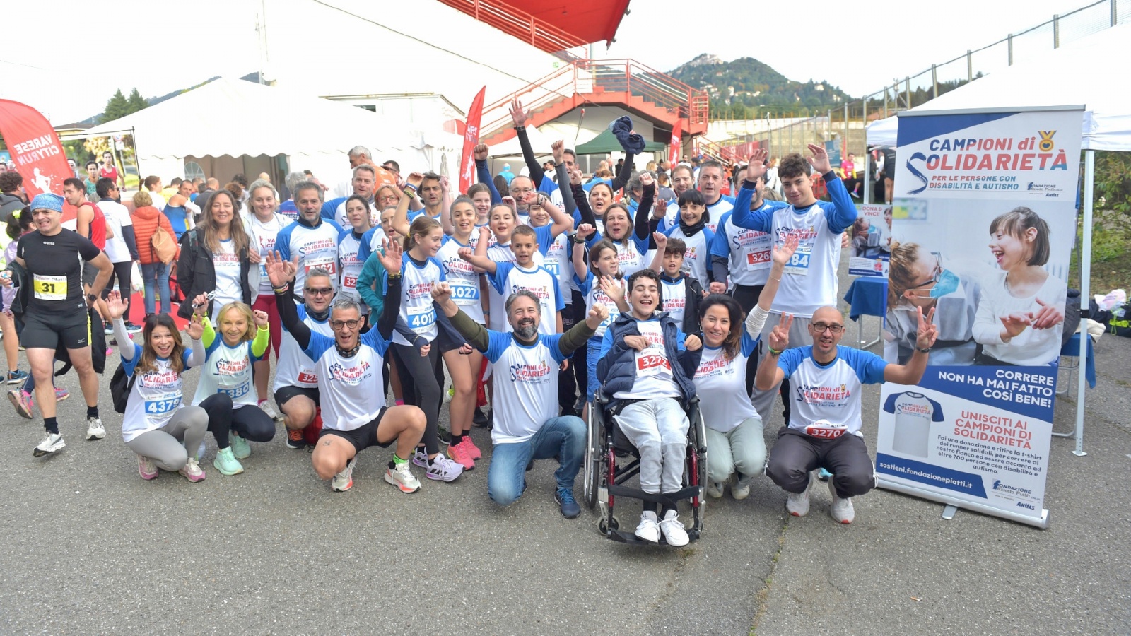 VARESE. VARESE CITY RUN 2024 NELLA FOTO GRUPPO CAMPIONI DI SOLIDARIETA’