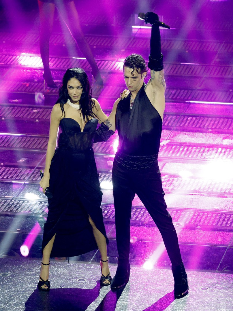 Italian singers Achille Lauro (R) and Elodie perform on stage at the Ariston theatre during the 75th edition of the Sanremo Italian Song Festival, in Sanremo, Italy, 14 February 2025. The music festival will run from 11 to 15 February 2025. ANSA/FABIO FRU