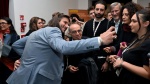 BUSTO ARSIZIO. IL REGISTA GIUSEPPE TORNATORE OSPITE AL BAFF, BUSTO ARSIZIO FILM FESTIVAL, AL CINEMA LUX. RICEVUTO DAL SINDACO ANTONELLI, DALL’ASSESSORE MAFFIOLI E DAL PRESIDENTE GABRIELE TOSI NELLA FOTO ALL’USCITA FIRMA AUTOGRAFI E SI CONCEDE PER I SELFIE