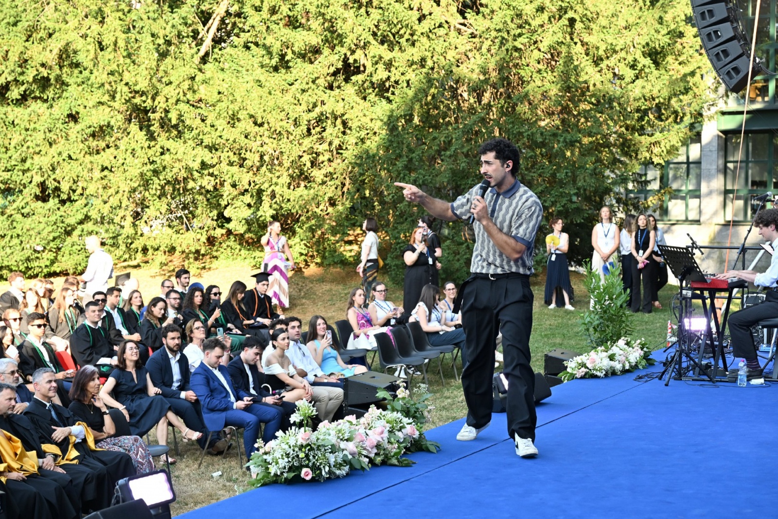CASTELLANZA. LAUREATI IN FESTA 2025 LIUC NELLA FOTO
