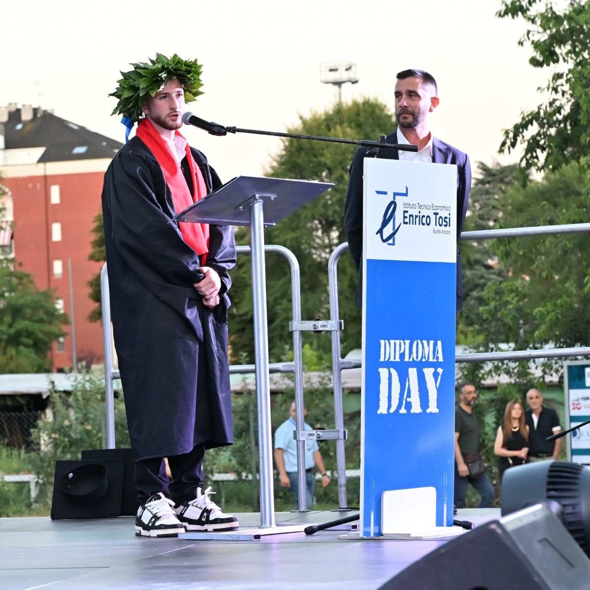 BUSTO ARSIZIO. DIPLOMA DAY 2025 ITE TOSI NELLA FOTO