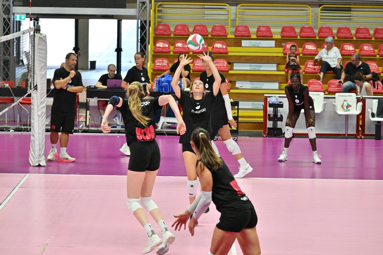 BUSTO ARSIZIO RADUNO ALLENAMENTO UYBA VOLLEY BUSTO NELLA FOTO