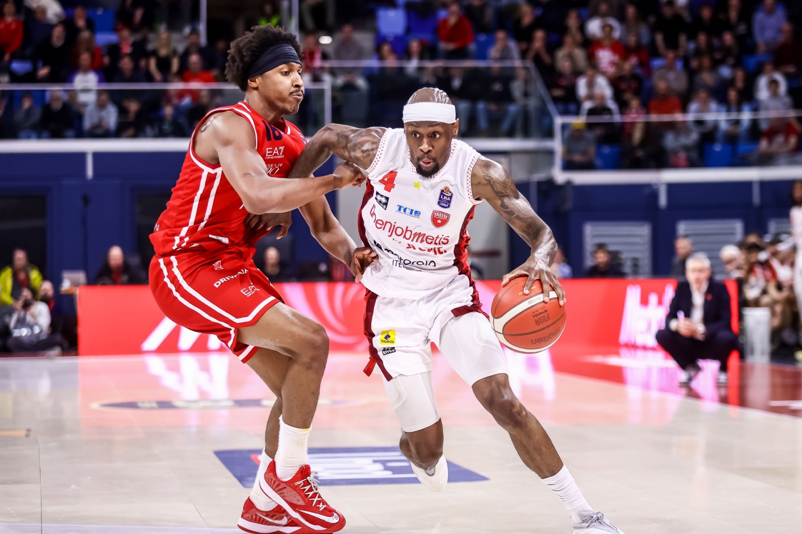 Tazé Moore EA7 Emporio Armani Milano - Openjobmetis Varese Legabasket Serie A Unipol 2025/2026 17a giornata Milano, 26/01/2025 Foto Susanna Arioli / Ciamillo-Castoria