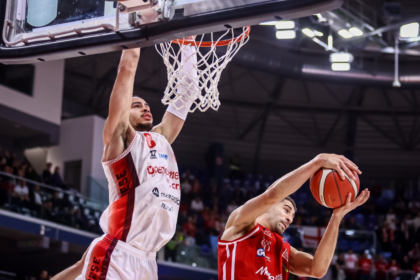 Oliver Nkamhoua, Diego Flaccadori EA7 Emporio Armani Milano - Openjobmetis Varese Legabasket Serie A Unipol 2025/2026 17a giornata Milano, 26/01/2025 Foto Susanna Arioli / Ciamillo-Castoria
